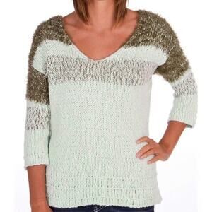 BKE V-Neck Sweater Glacier Size L NWT